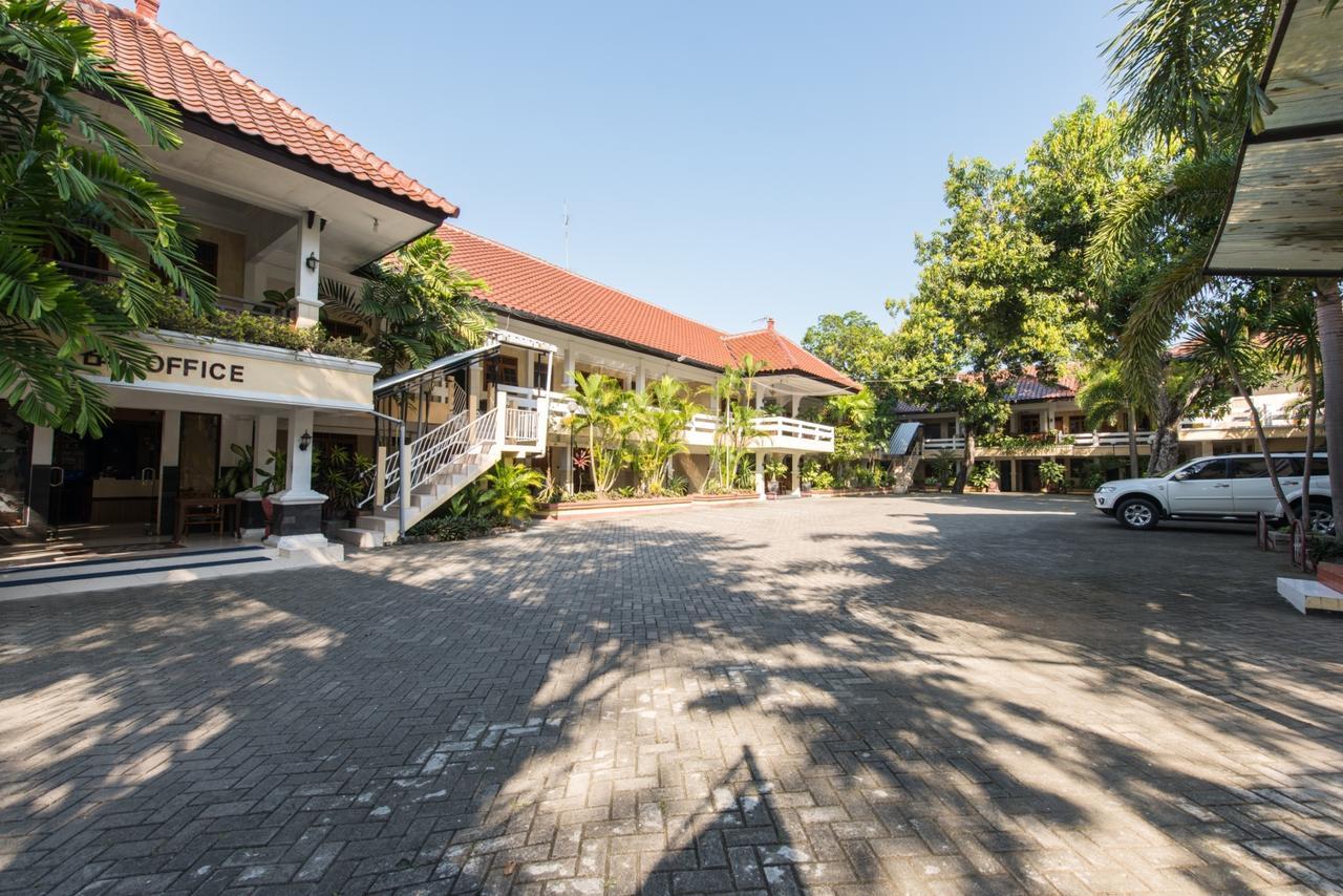 Hotel Wisma Djaja Syariah Bojonegoro Luaran gambar